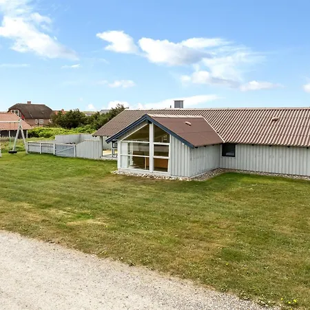 Emppu - 250m From The Sea By Interhome