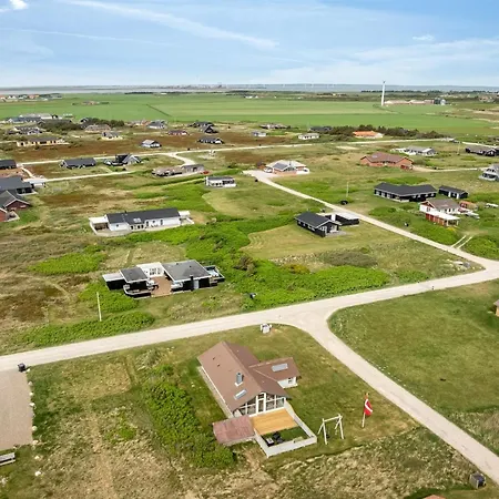 Emppu - 250m From The Sea By Interhome