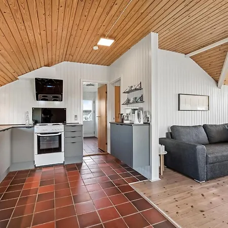 Emppu - 250m From The Sea By Interhome Harboor