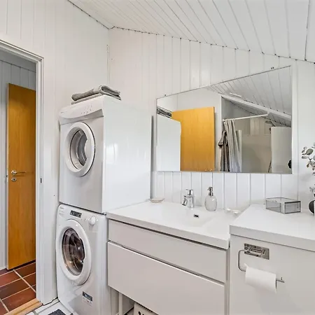 Emppu - 250m From The Sea By Interhome Дом отдыха Harboor