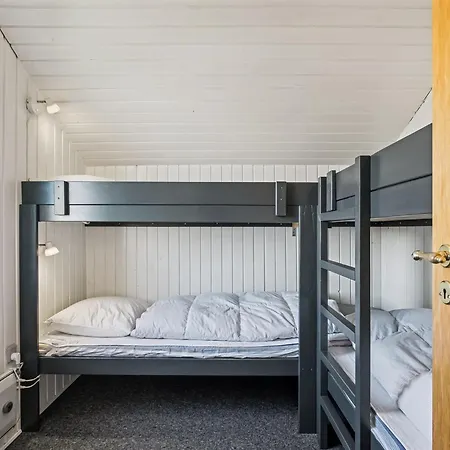 Emppu - 250m From The Sea By Interhome